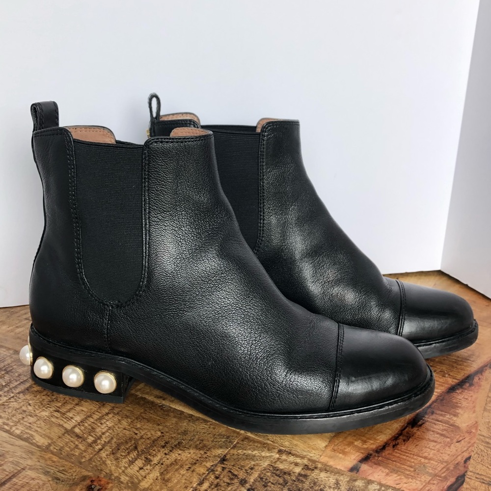 Louise et Cie size 10 booties black leather white Pearl detailing. Worn once.